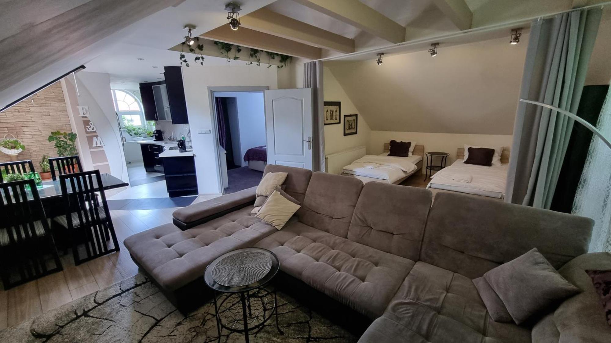 Dwor Boratyn Bed & Breakfast Exterior photo