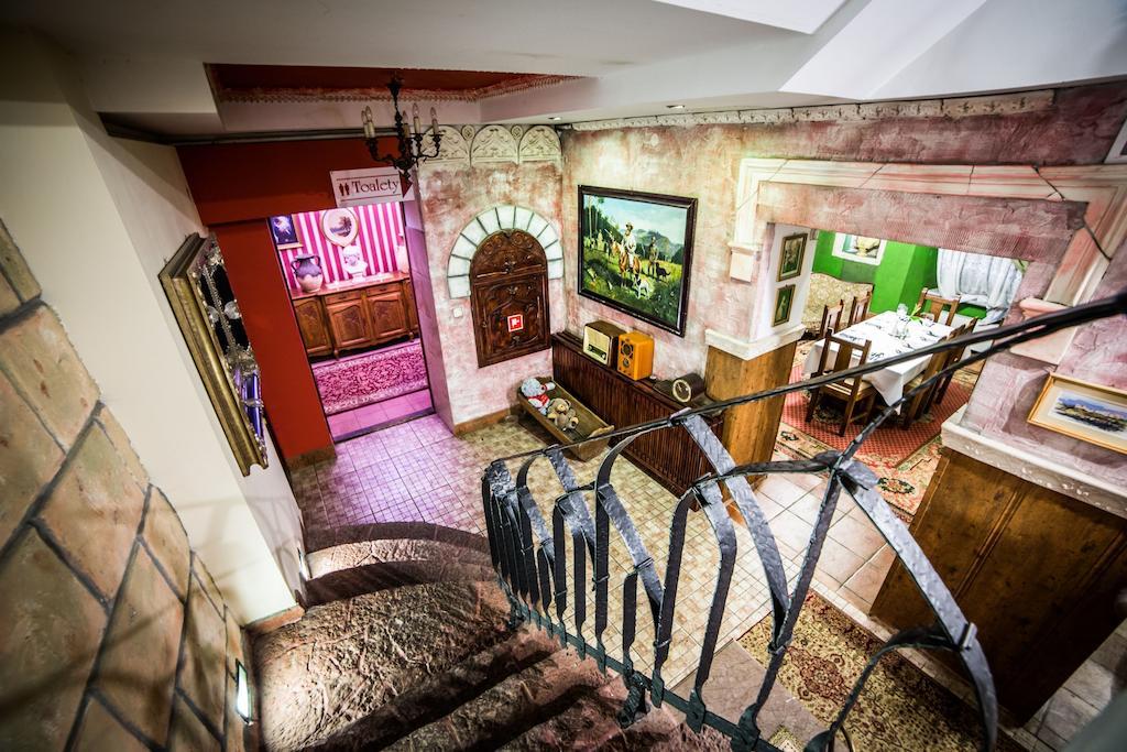 Dwor Boratyn Bed & Breakfast Exterior photo